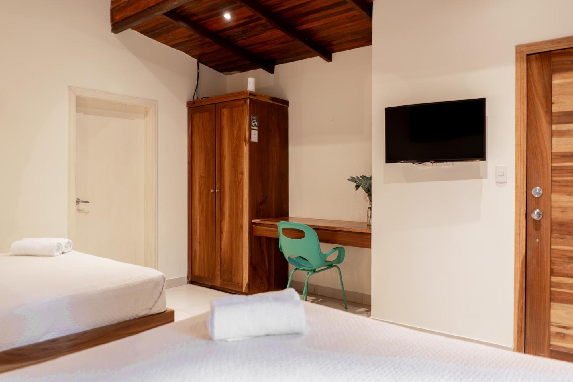 Banana Beach Bungalows Playa Santa Teresa  外观 照片