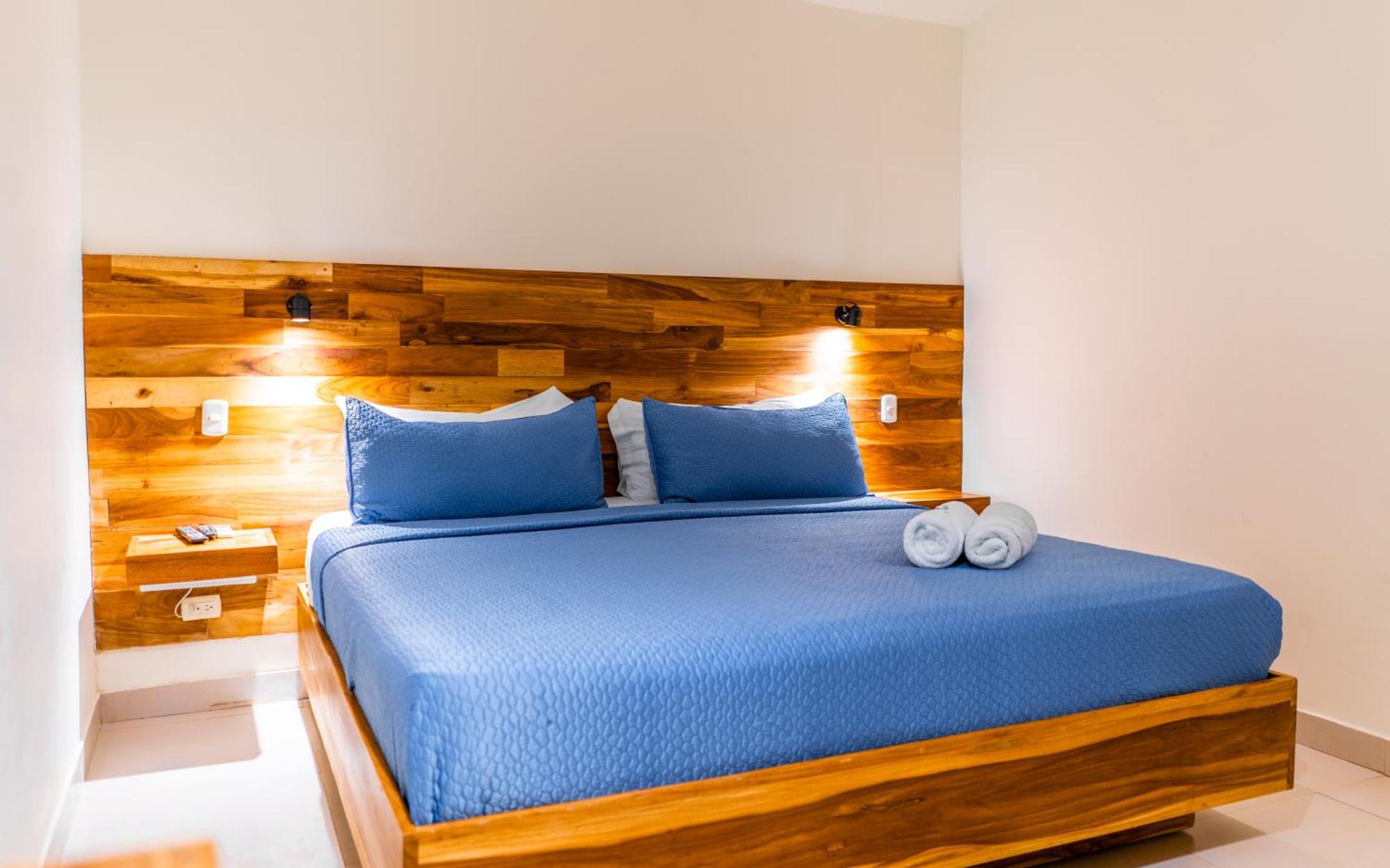 Banana Beach Bungalows Playa Santa Teresa  外观 照片