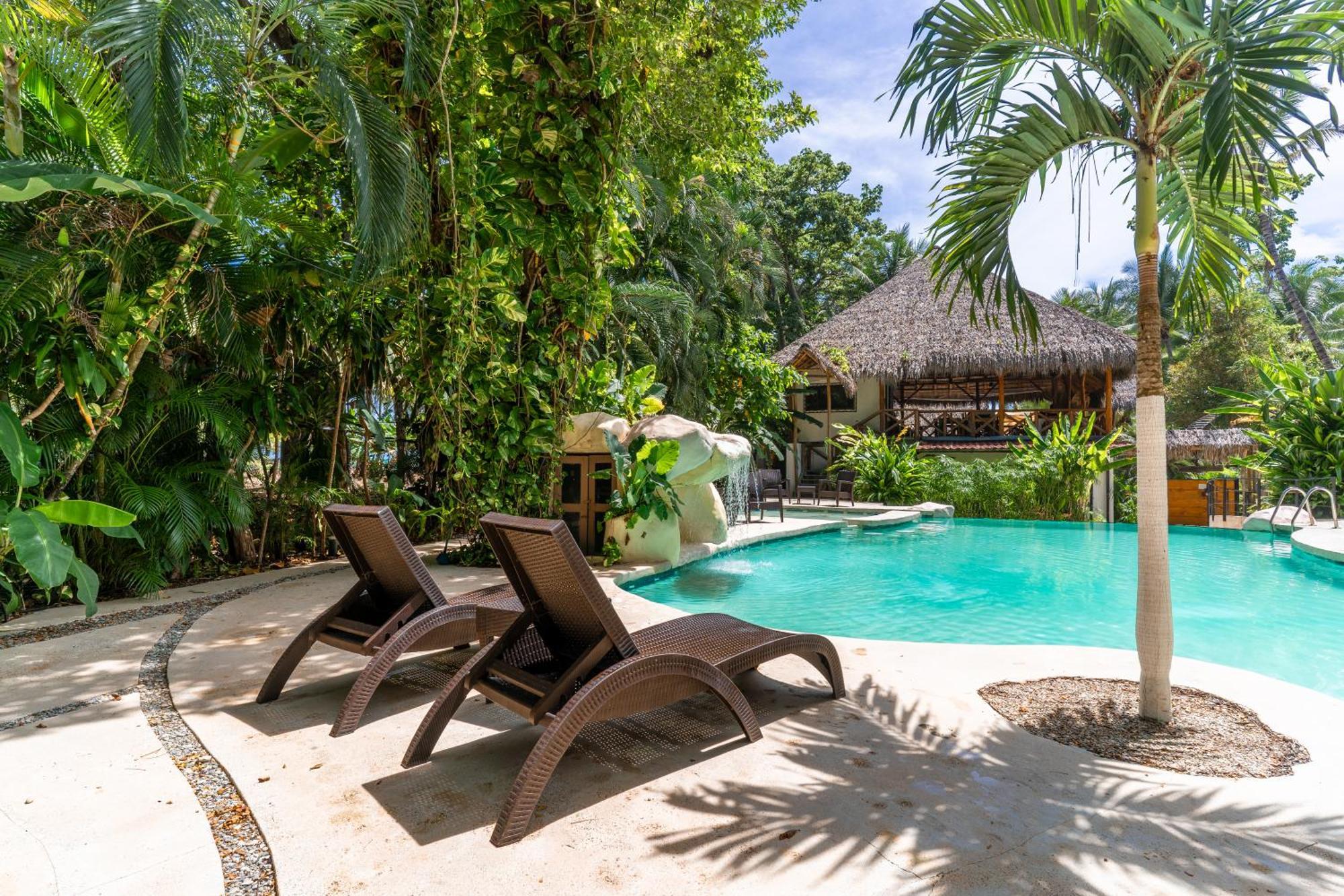 Banana Beach Bungalows Playa Santa Teresa  外观 照片