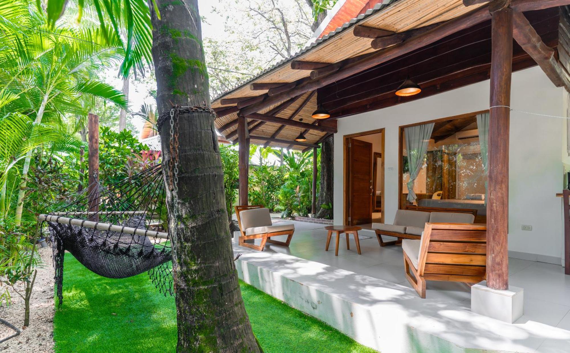 Banana Beach Bungalows Playa Santa Teresa  外观 照片